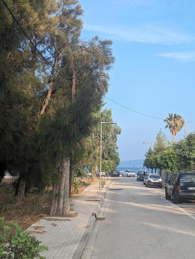 Λευτέρης Villa Истмиа Екстериор снимка